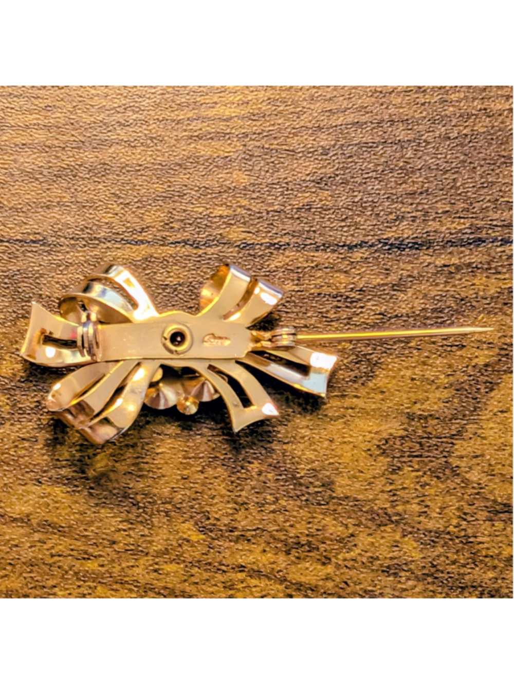 Vintage Coro Blue Rhinestone Bow Brooch Gold Tone Mid Century Ribbon Pin - Picture 5 of 10